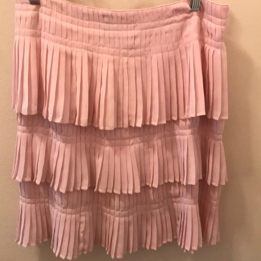 Adorable skirt! Perfect for Easter